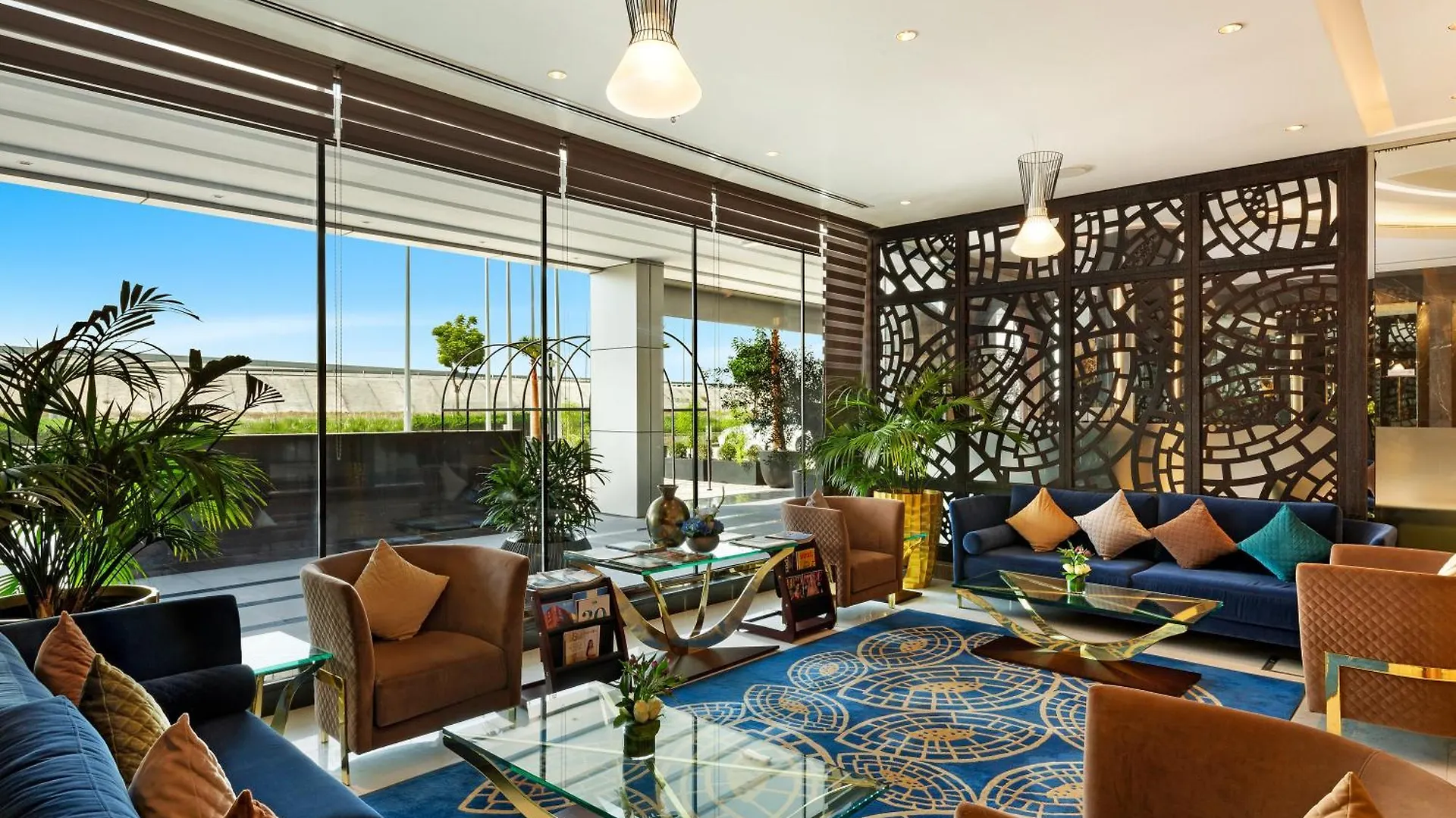 Royal Continental Suites Business Bay Dubai Aparthotel