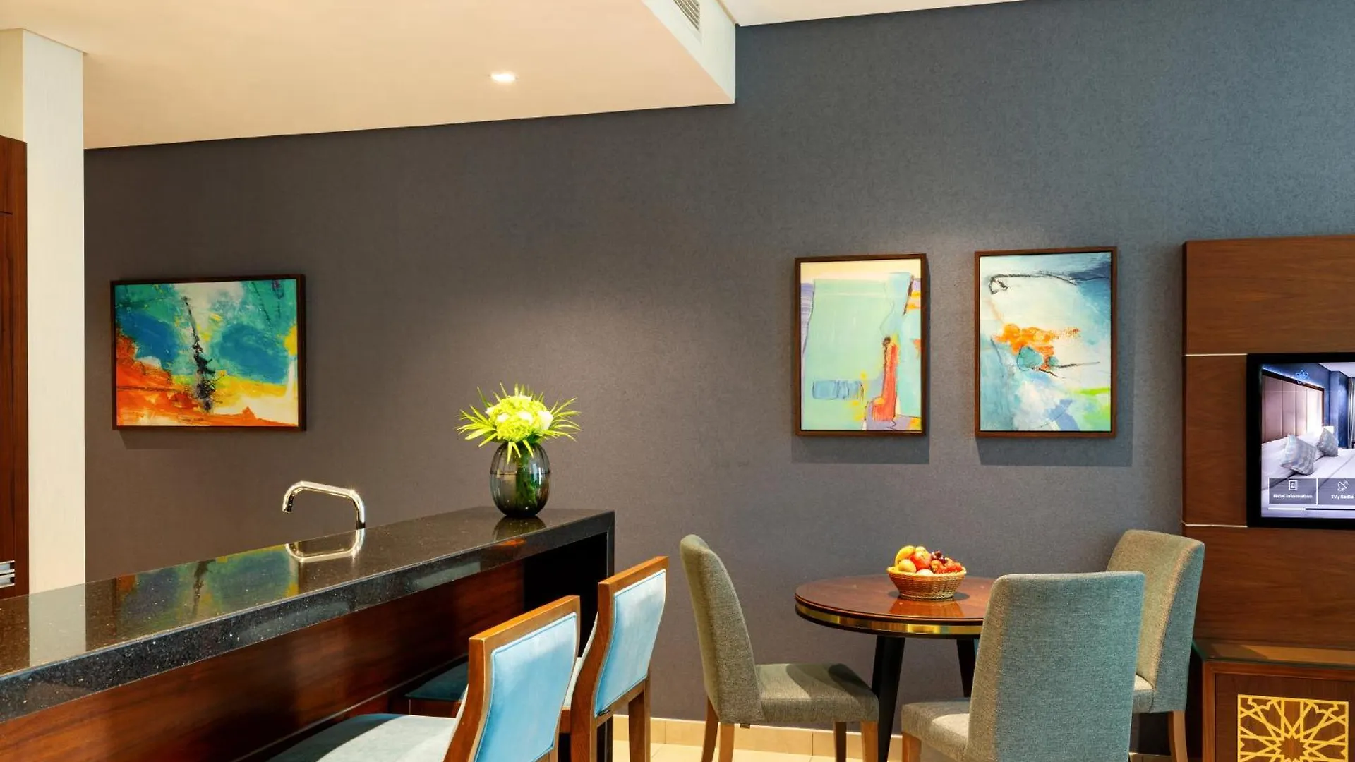 Royal Continental Suites Business Bay Dubai